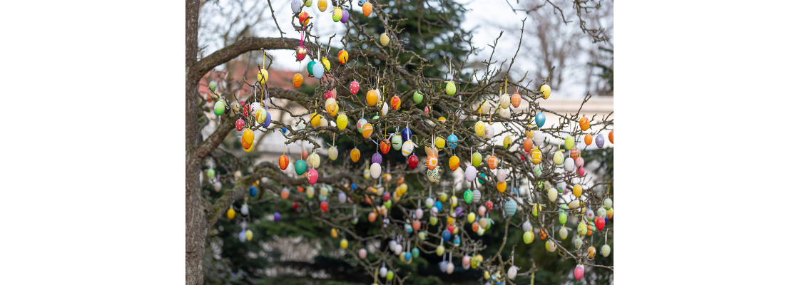 https://www.funkyreaders.co.uk/image/cache/catalog/a%20Licensed%20images/European-easter-celebrations-with-tree-decorated-with-colorful-easter-eggs-street-e-2025-03-15-04-04-31-utc-1120x400.png
