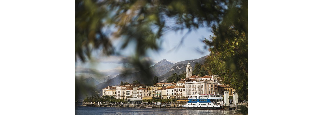 https://www.funkyreaders.co.uk/image/cache/catalog/a%20Licensed%20images/summer-postcard-view-of-como-lake-and-bellagio-tow-2021-08-31-17-05-55-utc-1120x400.jpg